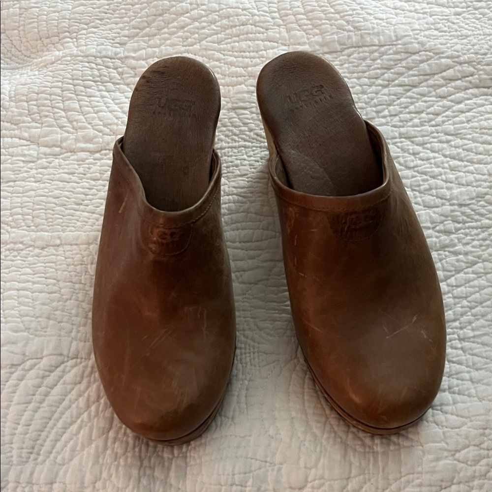 UGG Chestnut Leather Clogs